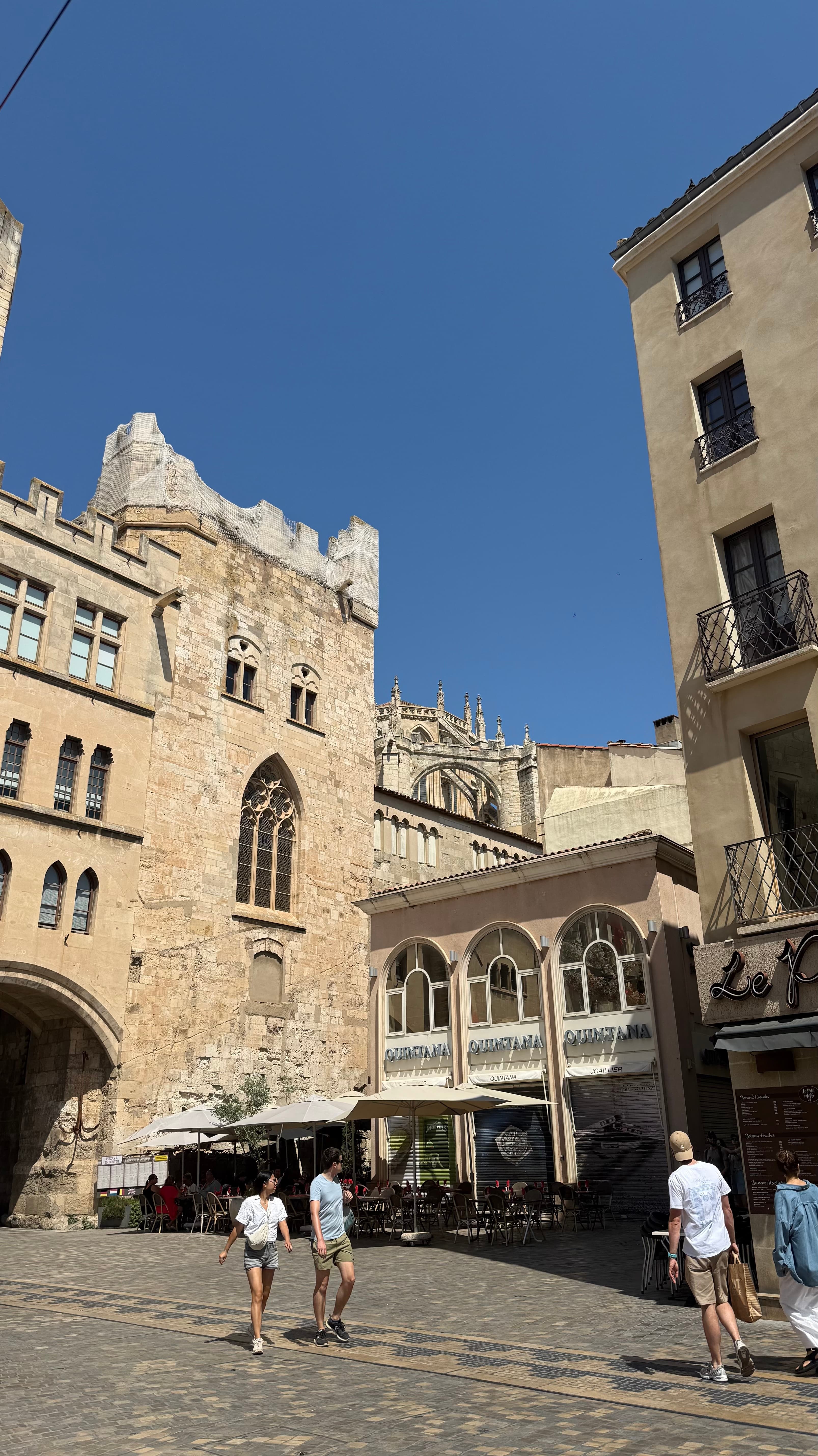 The soaring Gothic choir of the Cathedral of Saint-Just-et-Saint-Pasteur in Narbonne