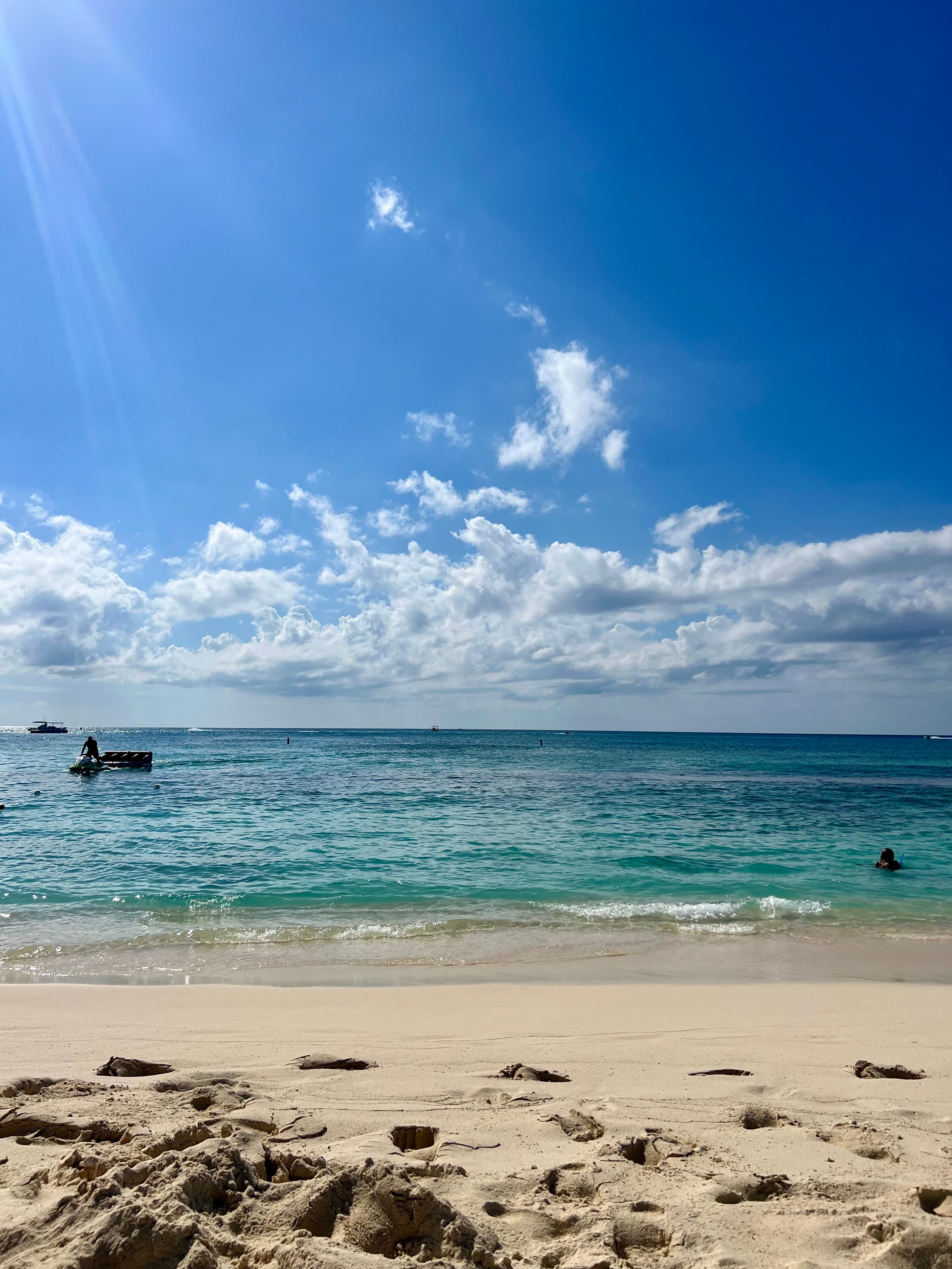 Cayman Islands, Cayman Islands — travel guide cover