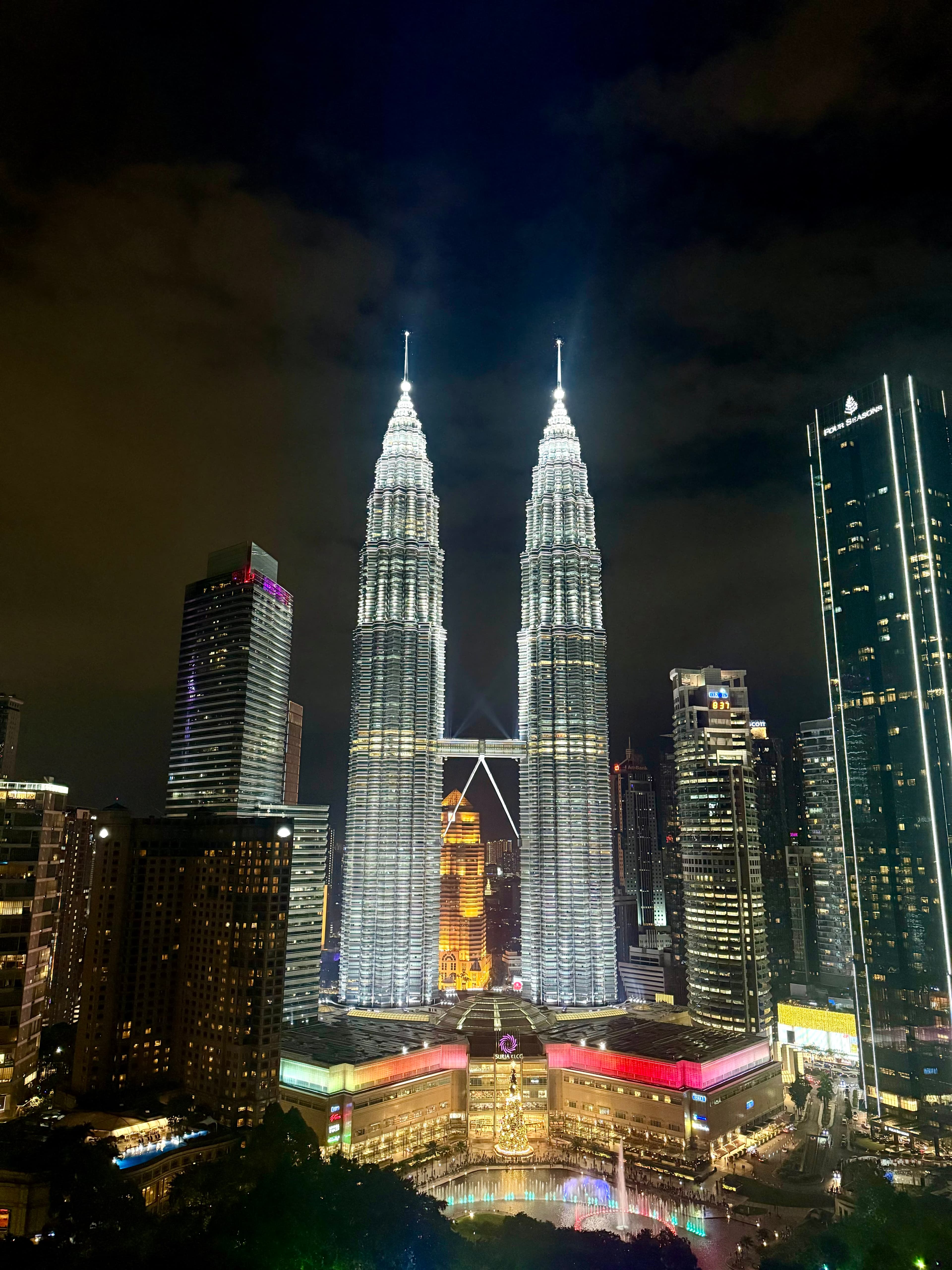 Kuala Lumpur, Malaysia — travel guide cover